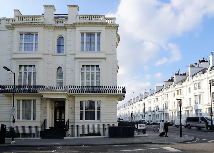 Chilworth CourtAparthotel